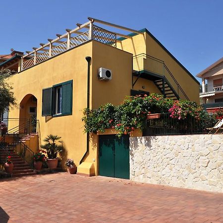 B&B Stella Marina Aci Trezza Exteriör bild