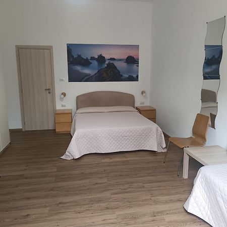 B&B Stella Marina Aci Trezza Exteriör bild