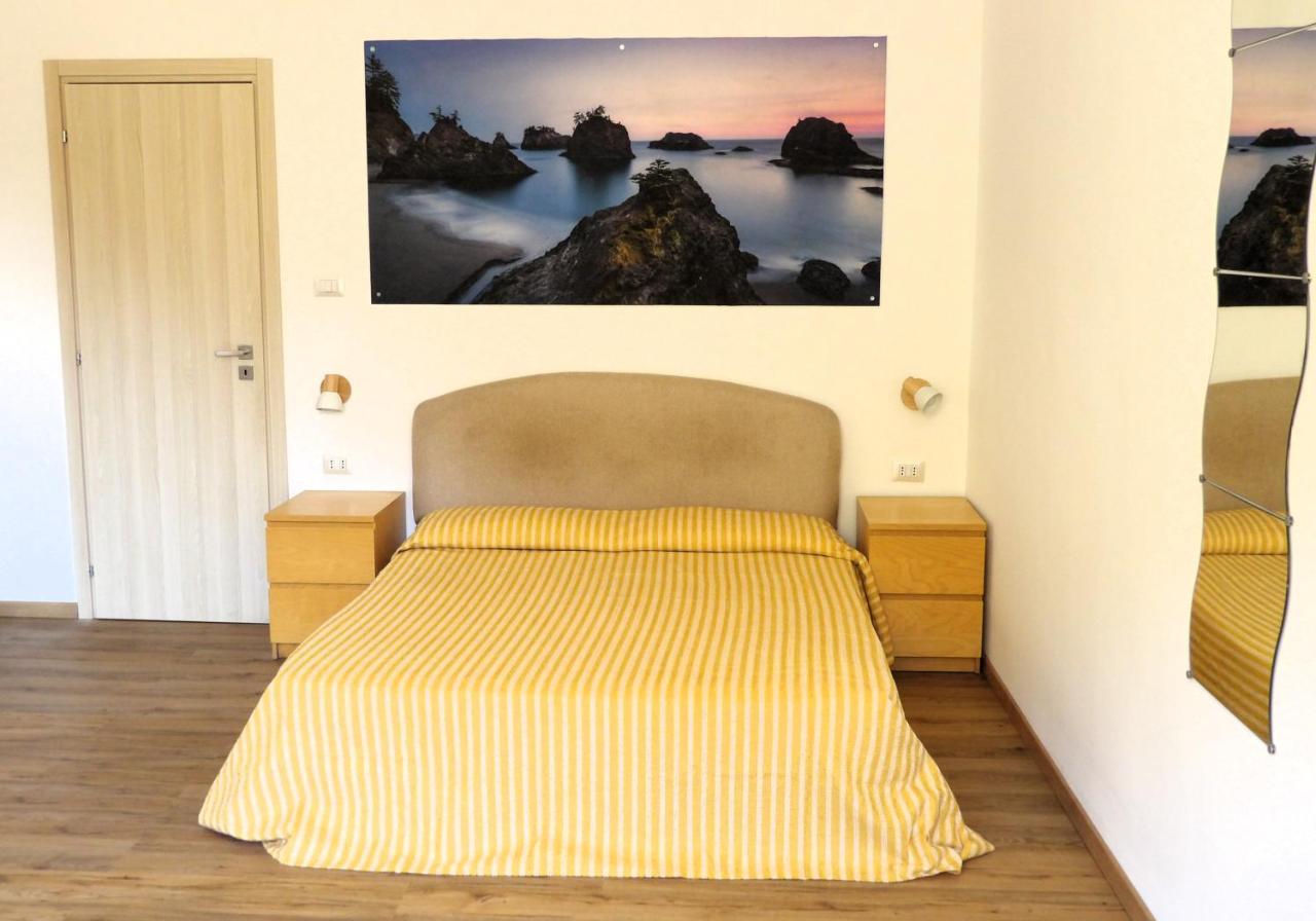 B&B Stella Marina Aci Trezza Exteriör bild